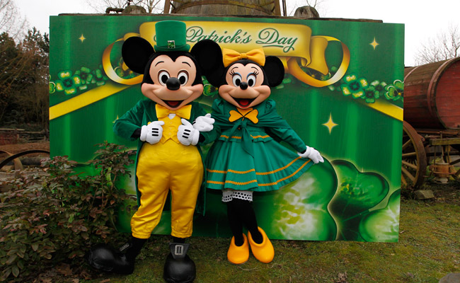 St. Patricks Day | Disneyland Paris | Magic Breaks