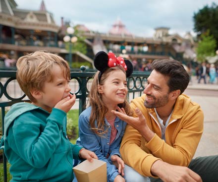 Coach Holidays to Disneyland Paris  MagicBreaks