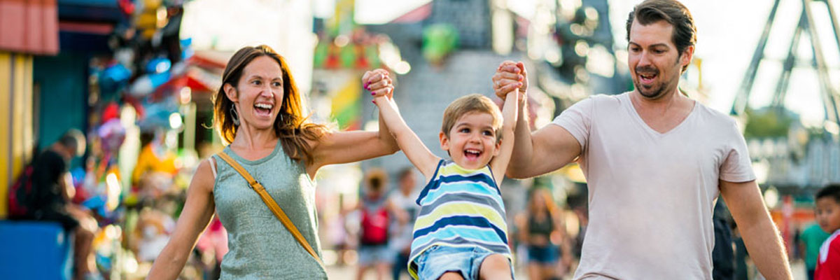 MagicBreaks Holiday Inn Orlando - Disney Springs® Area, an IHG Hotel carousel banner