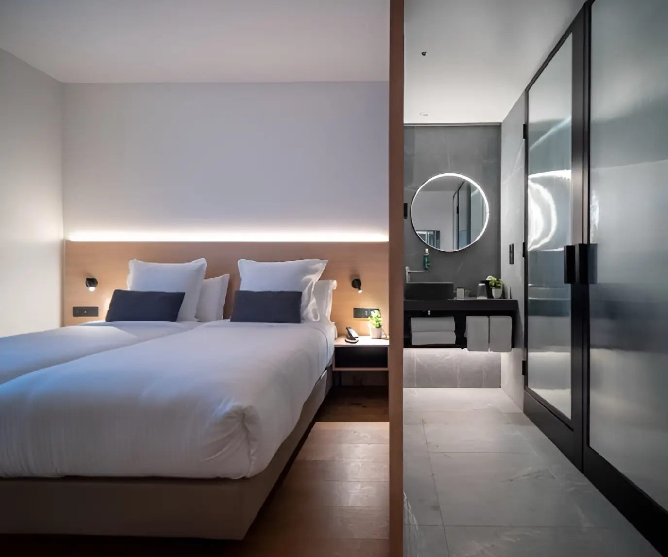 Hotel Rooms Hotel Rooms