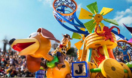 Disney Stars on Parade Disney Stars on Parade