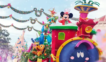 Experience Disney Enchanted Christmas