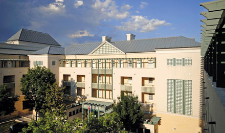 3* Adagio Marne-la-Vallée Val d’Europe 3* Adagio Marne-la-Vallée Val d’Europe