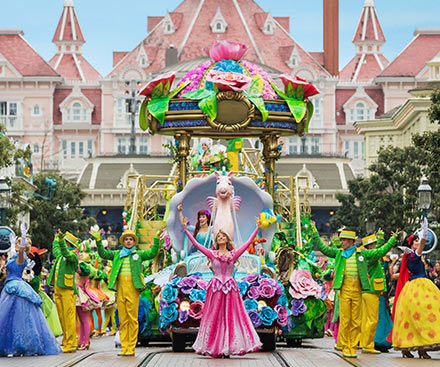 Shows and Parades Shows and Parades