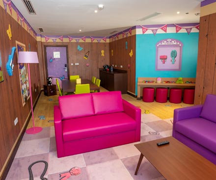 LEGO Friends Fully Themed Family Suite