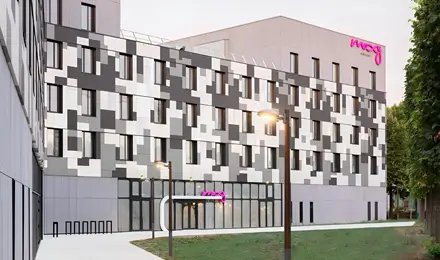 3* Moxy Paris Val d'Europe 3* Moxy Paris Val d'Europe