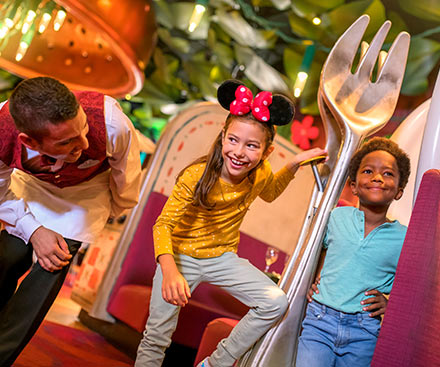 Disneyland® Paris Meal Plans Disneyland® Paris Meal Plans
