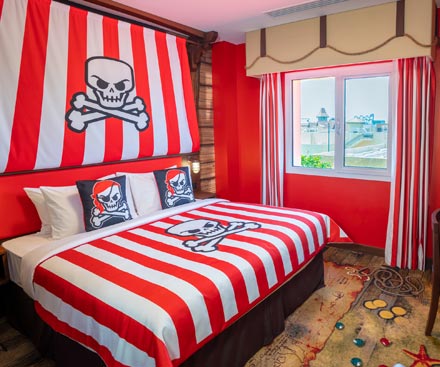 Pirate Fully Themed Room