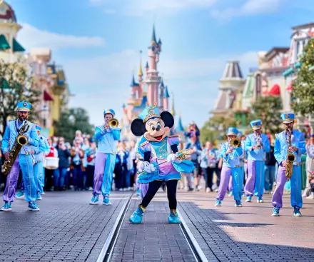 Minnie's Marching Band Minnie's Marching Band